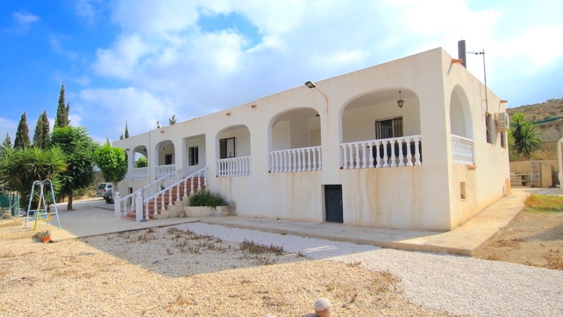 Revente - Villa -
Bigastro