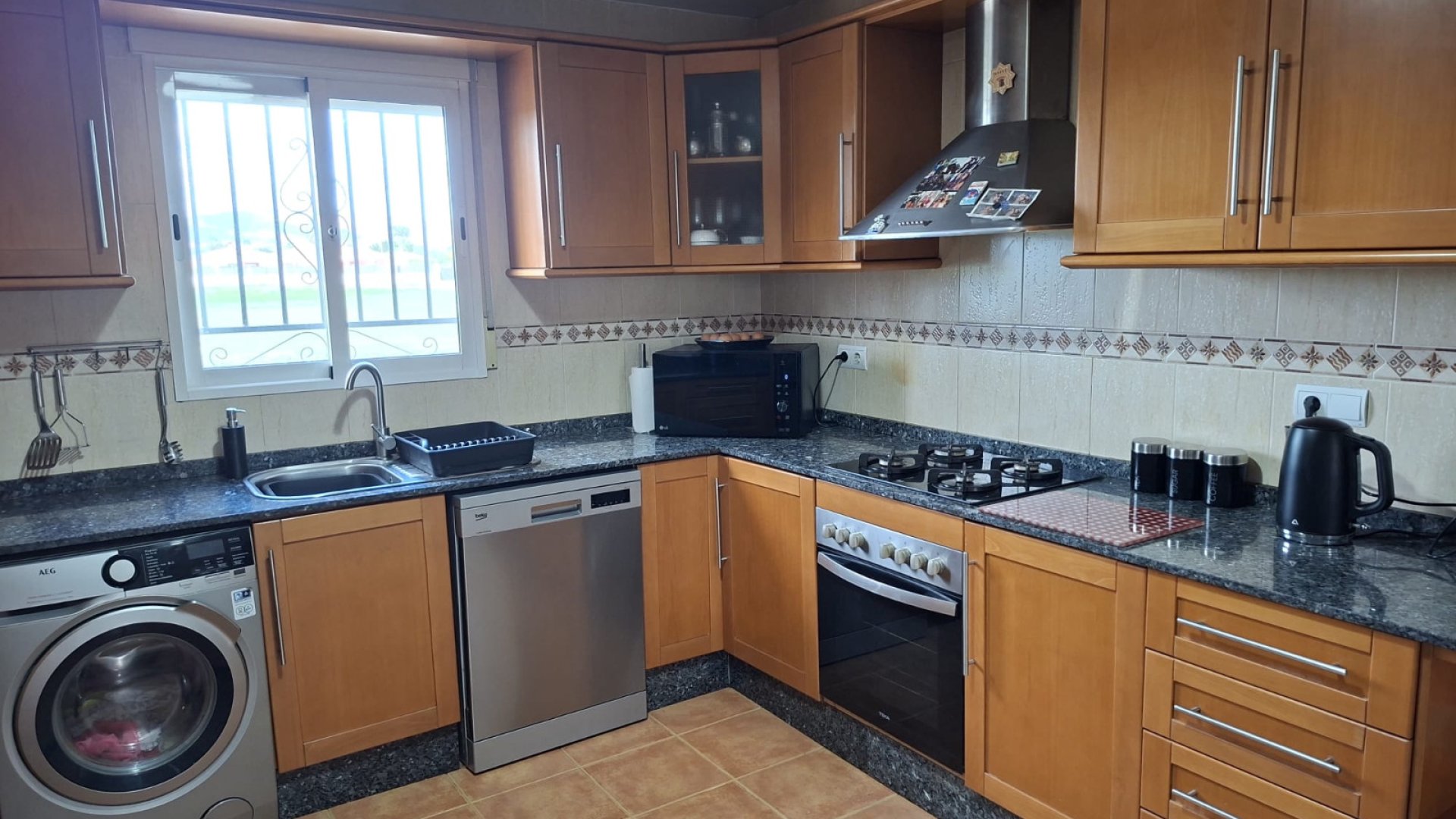 Revente - Villa -
Catral