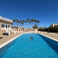 Revente - Villa -
Catral