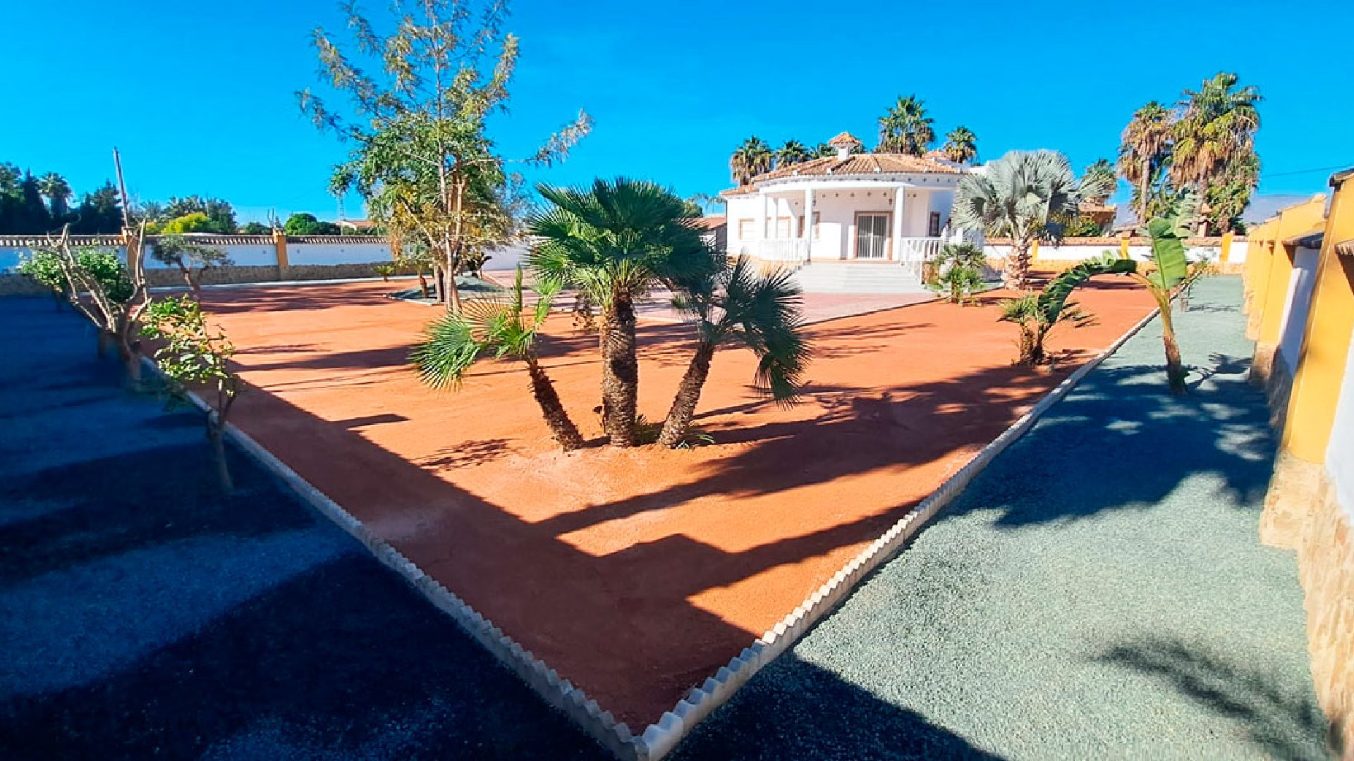Revente - Villa -
Catral