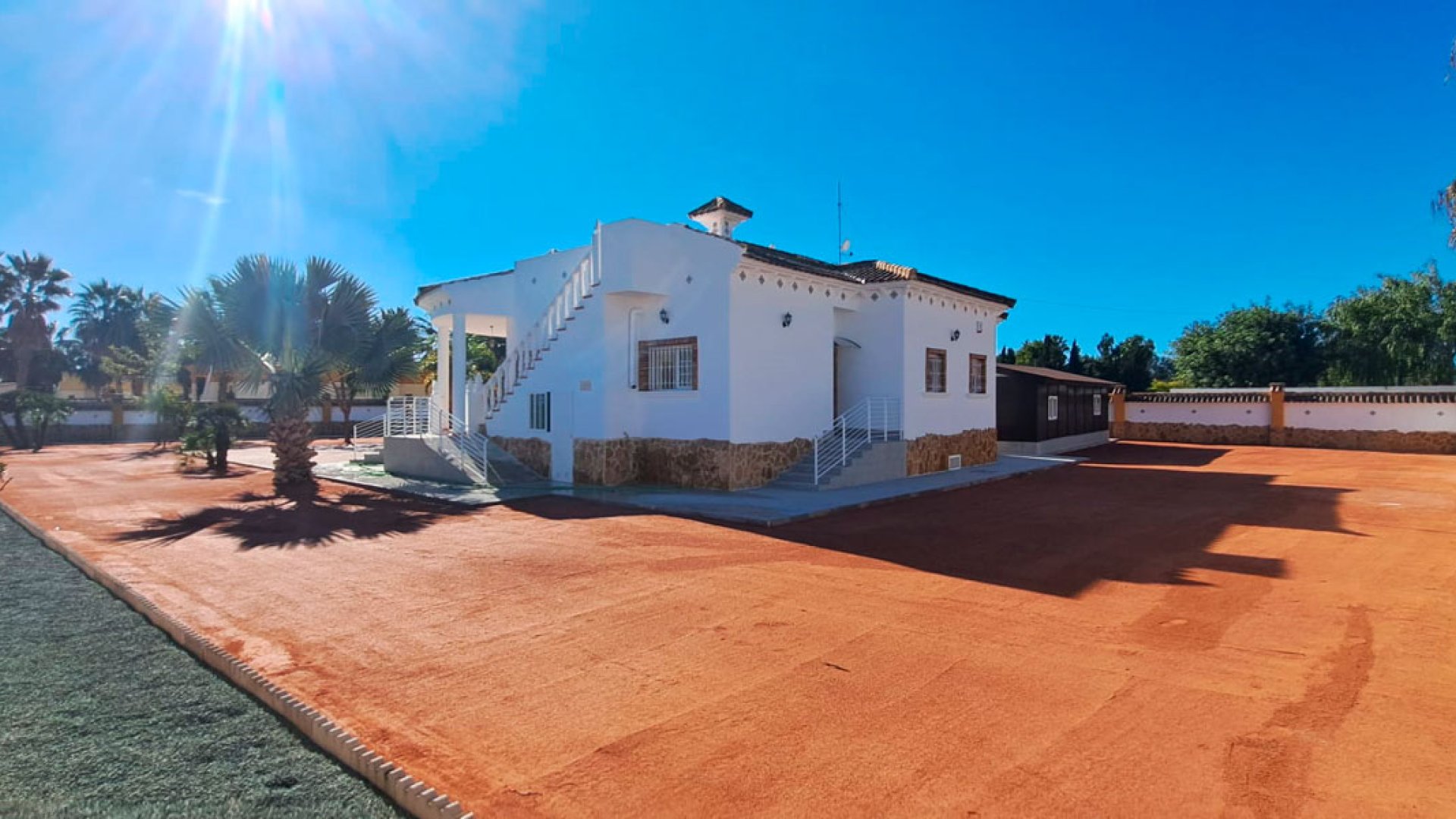 Revente - Villa -
Catral