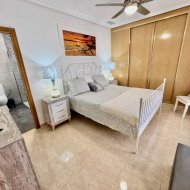 Revente - Villa -
Catral