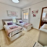 Revente - Villa -
Catral