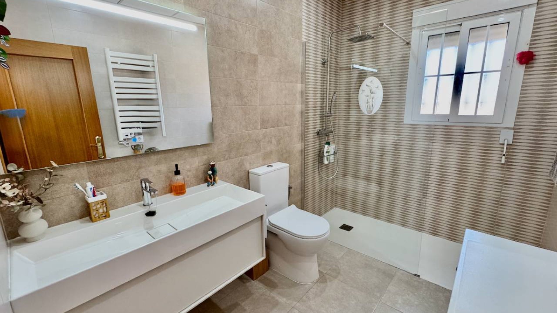Revente - Villa -
Catral