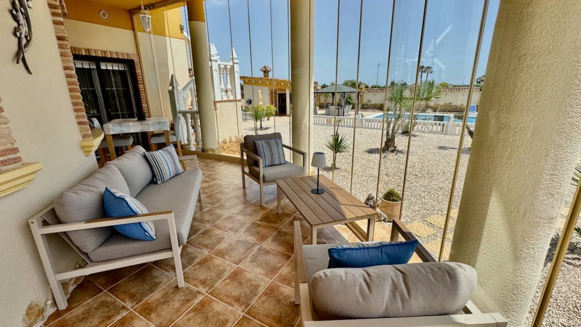 Revente - Villa -
Catral