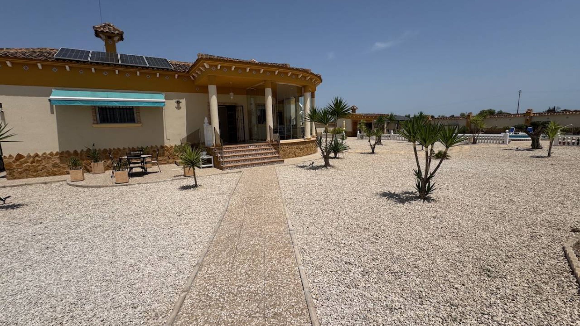 Revente - Villa -
Catral