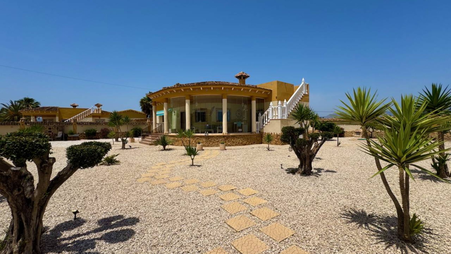 Revente - Villa -
Catral
