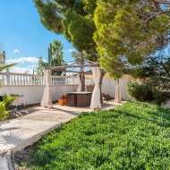 Revente - Villa -
Ciudad Quesada - Central Quesada
