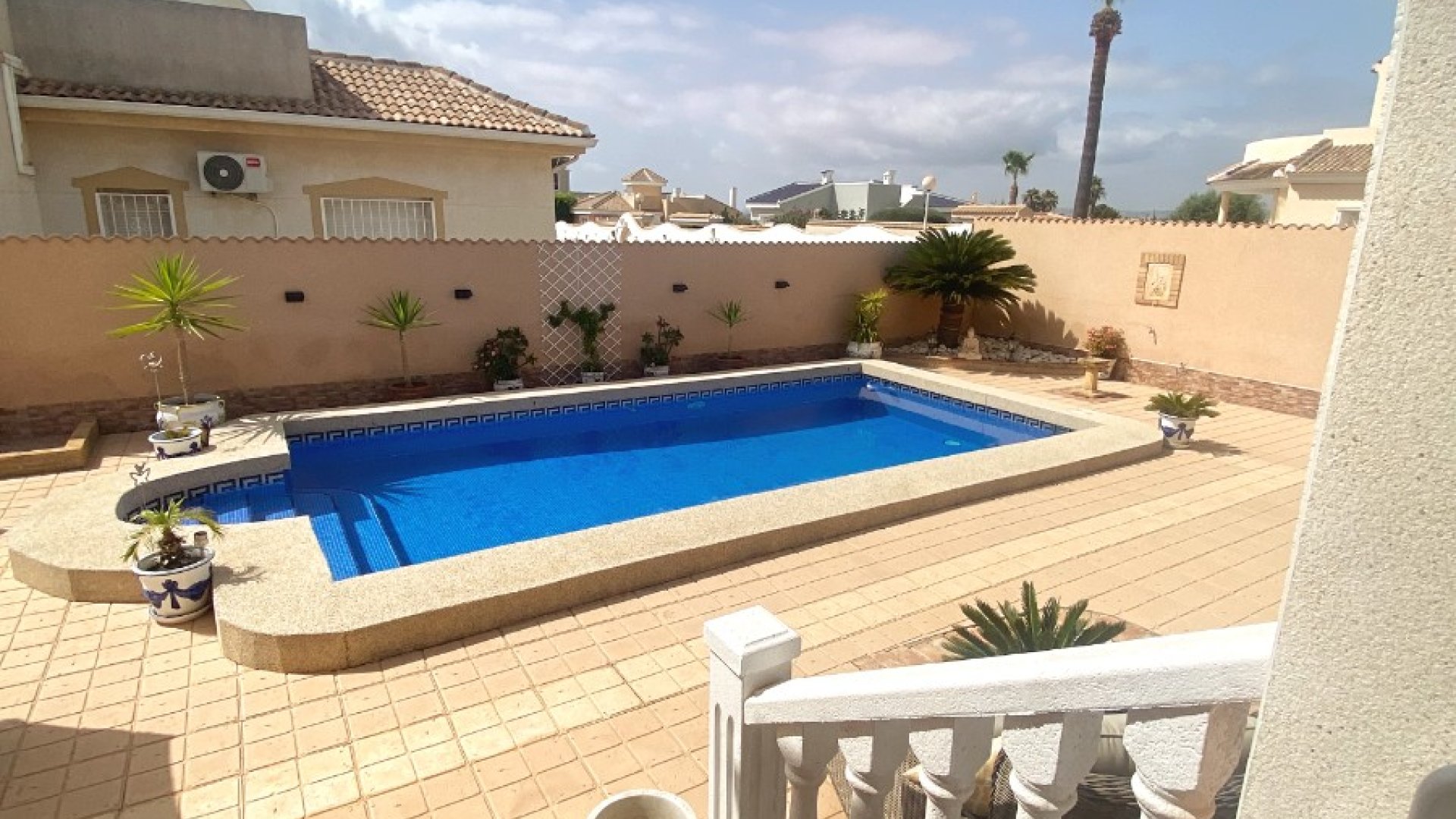 Revente - Villa -
Ciudad Quesada - Doña Pepa