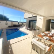 Revente - Villa -
Ciudad Quesada - Pueblo Bravo