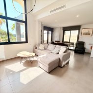 Revente - Villa -
Ciudad Quesada - Pueblo Bravo