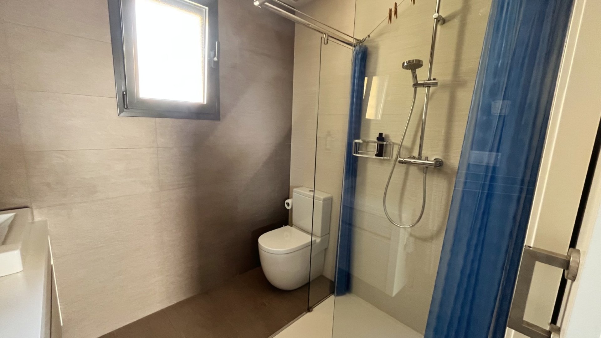 Revente - Villa -
Ciudad Quesada - Pueblo Bravo