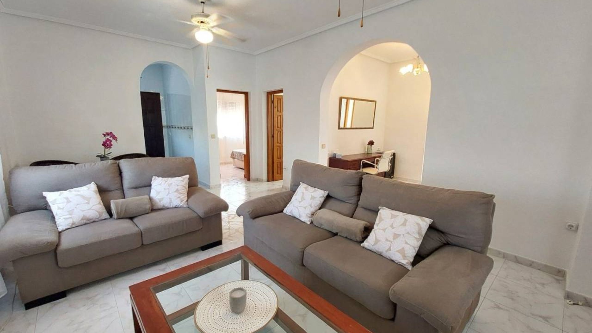 Revente - Villa -
Ciudad Quesada - Pueblo Bravo