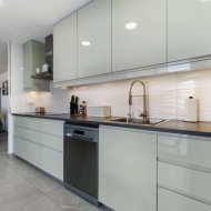 Revente - Villa -
Daya Nueva