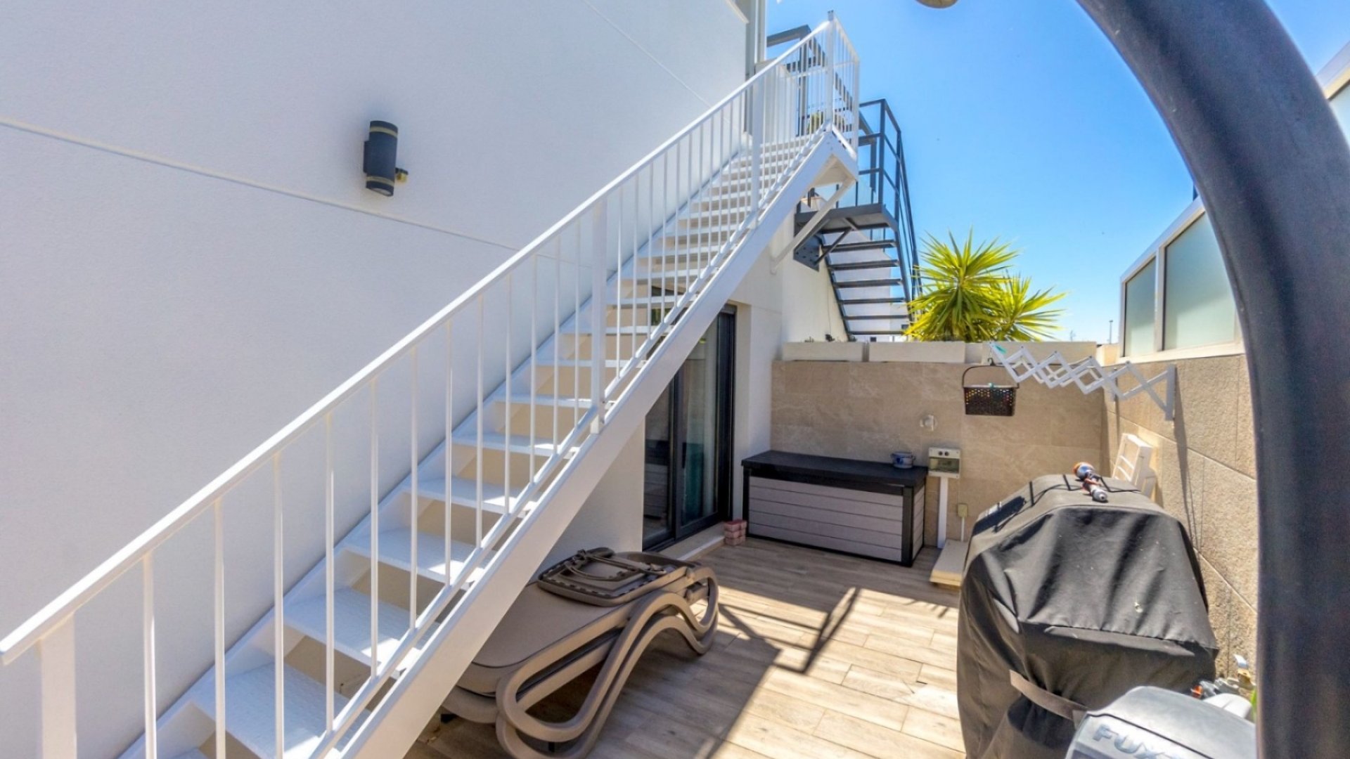 Revente - Villa -
Daya Nueva