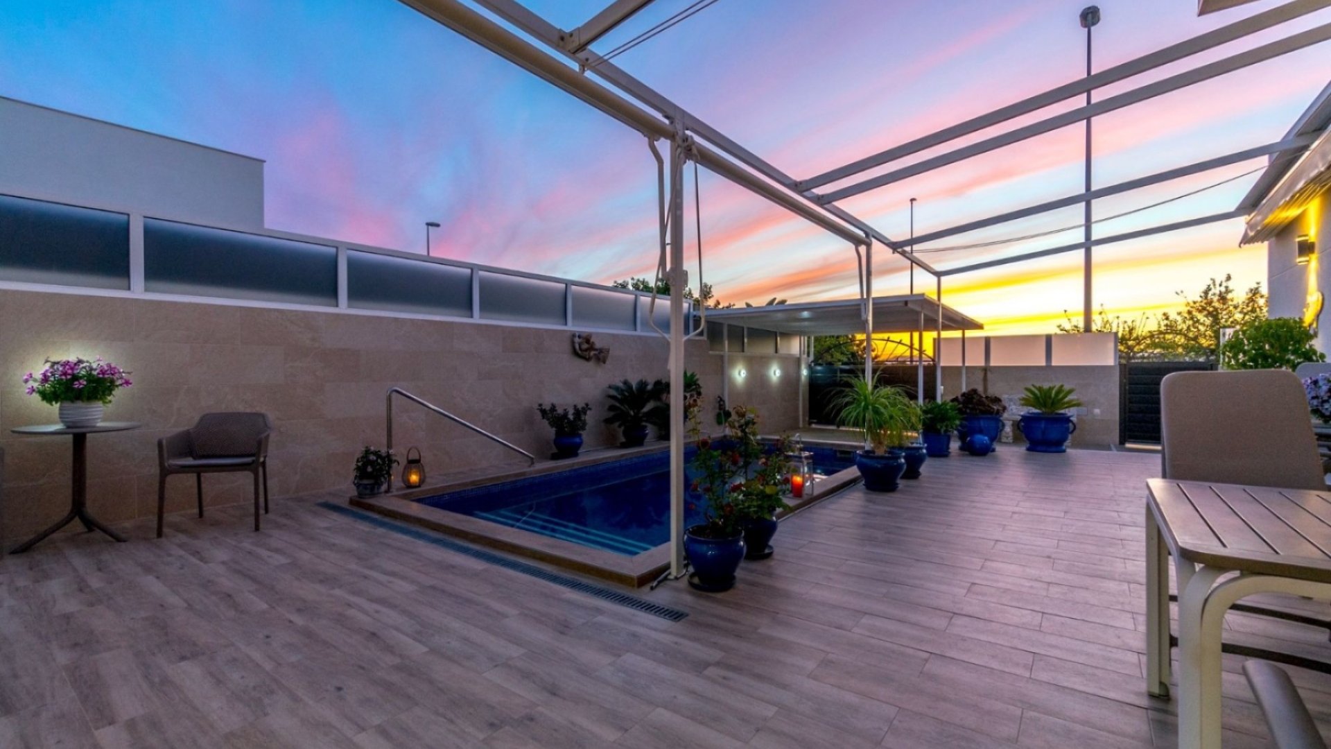 Revente - Villa -
Daya Nueva