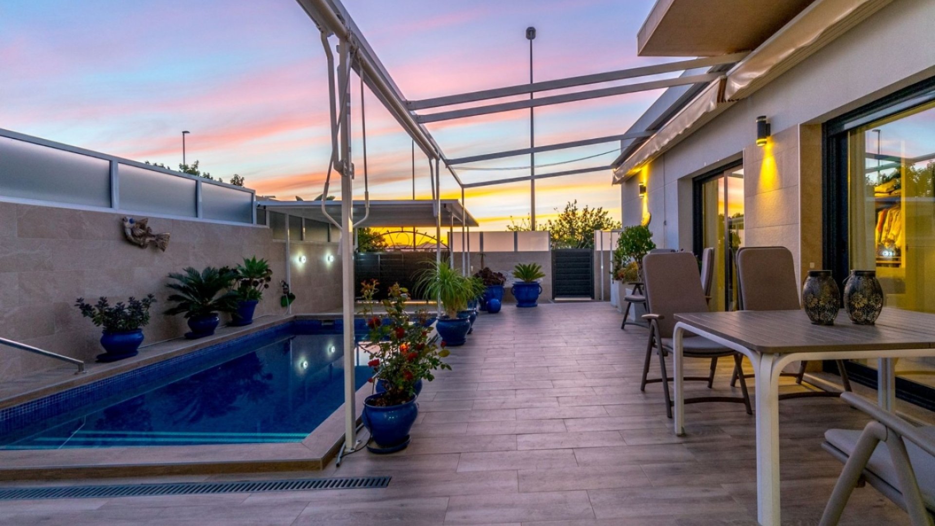 Revente - Villa -
Daya Nueva