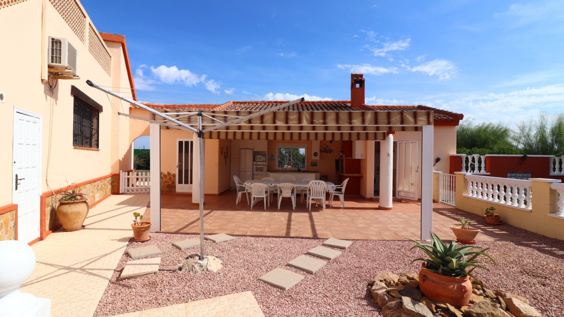 Revente - Villa -
Daya Vieja - Daya Vieja - Country