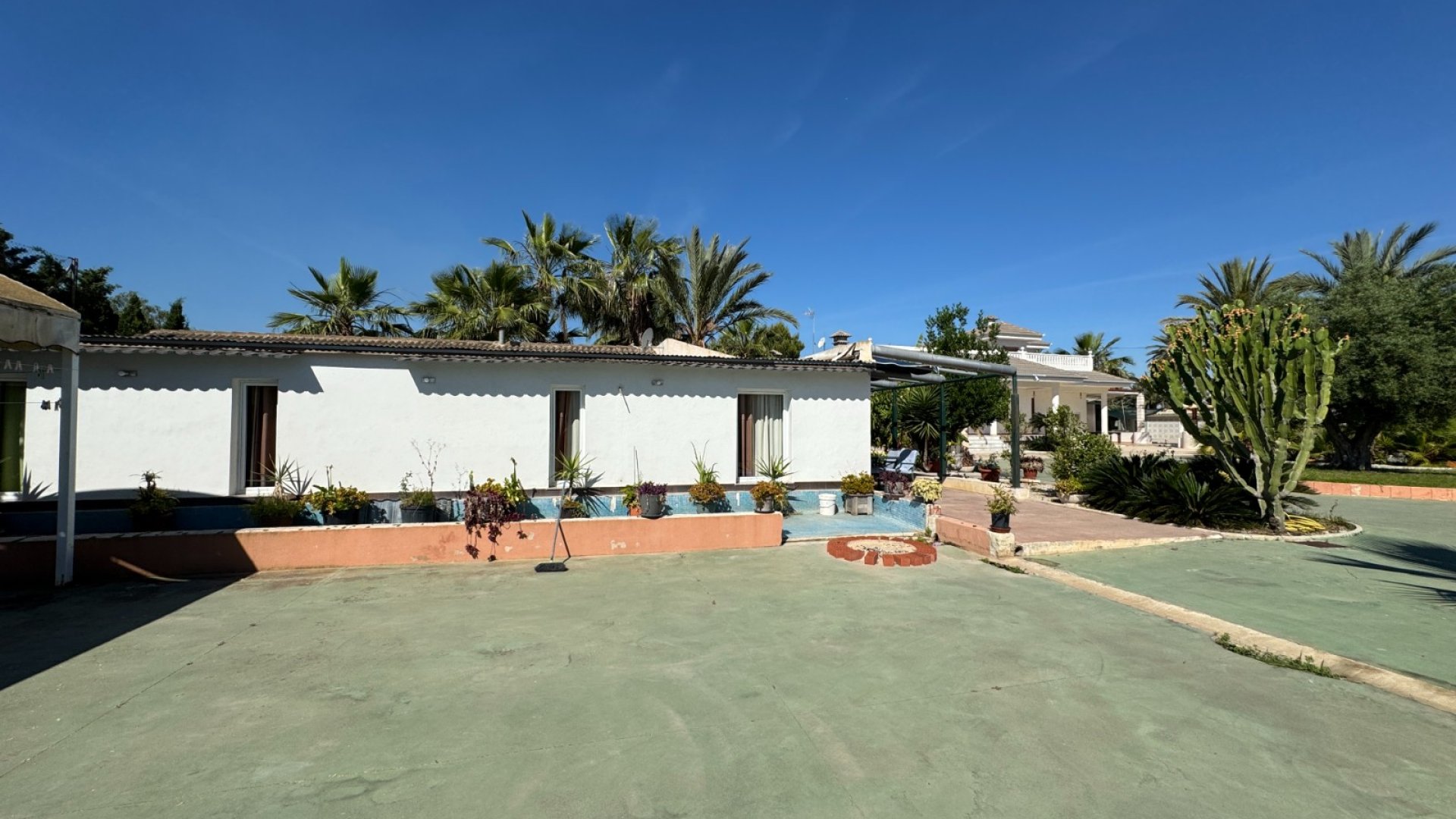 Revente - Villa -
Elche - Valverde