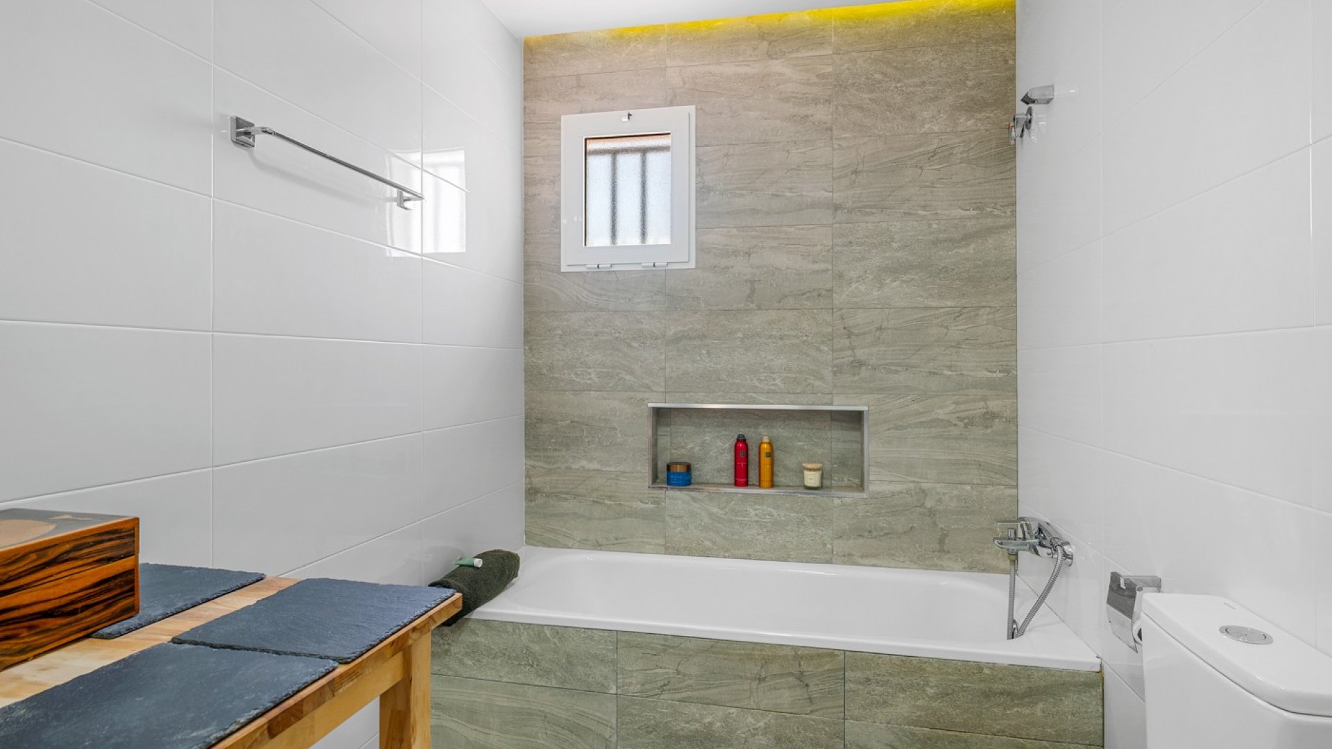 Revente - Villa -
Elche