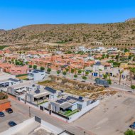 Revente - Villa -
Fortuna - Urbanizacion Las Kalendas
