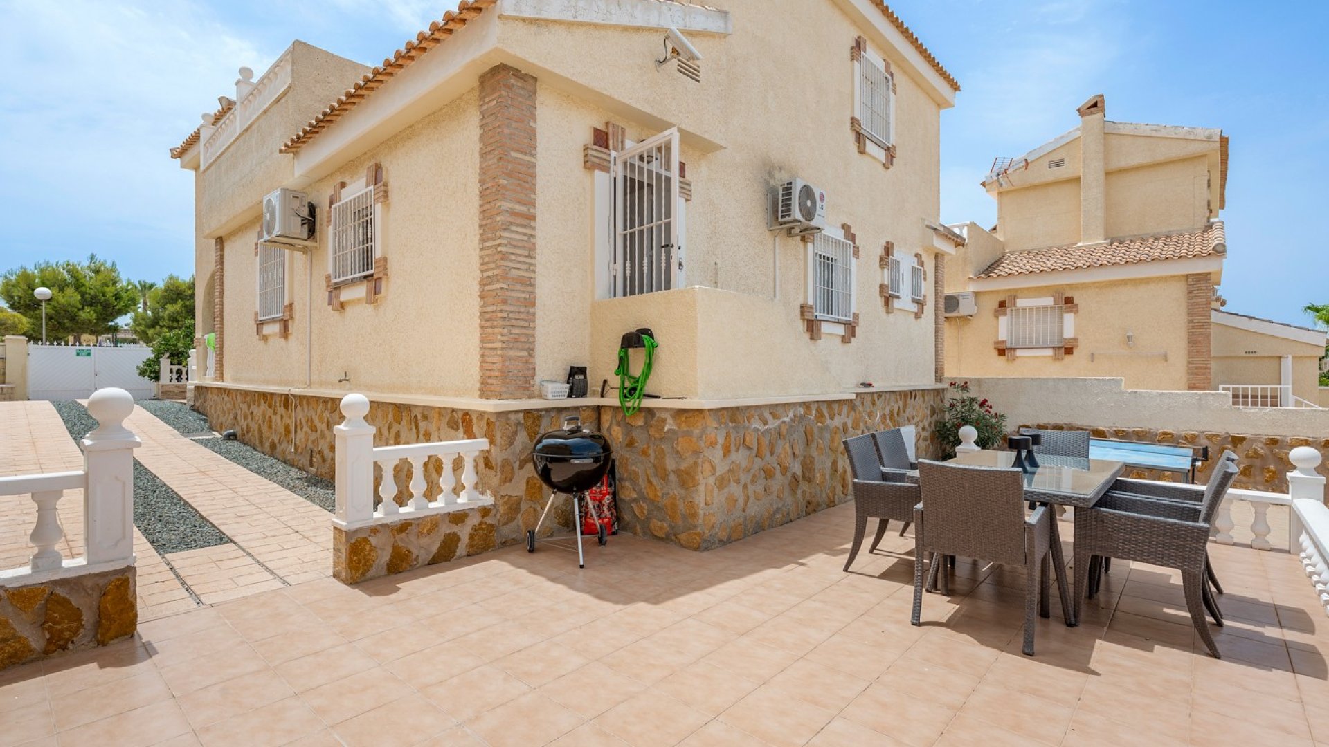 Revente - Villa -
Gran Alacant - Costa Blanca