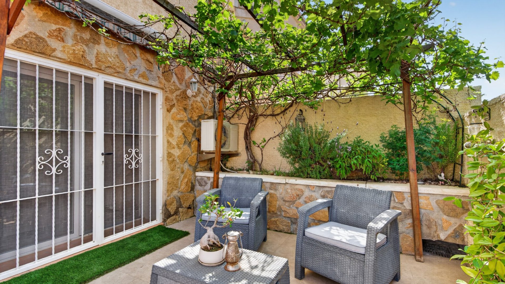 Revente - Villa -
Gran Alacant - Monte y Mar