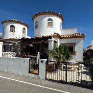 Revente - Villa -
Guardamar del Segura - El Raso