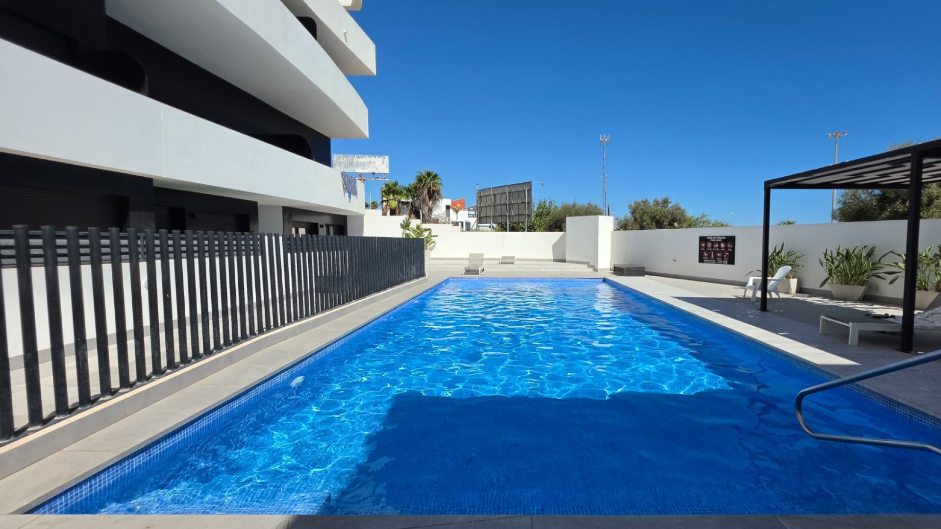 Revente - Villa -
Guardamar del Segura - Urbanizaciones