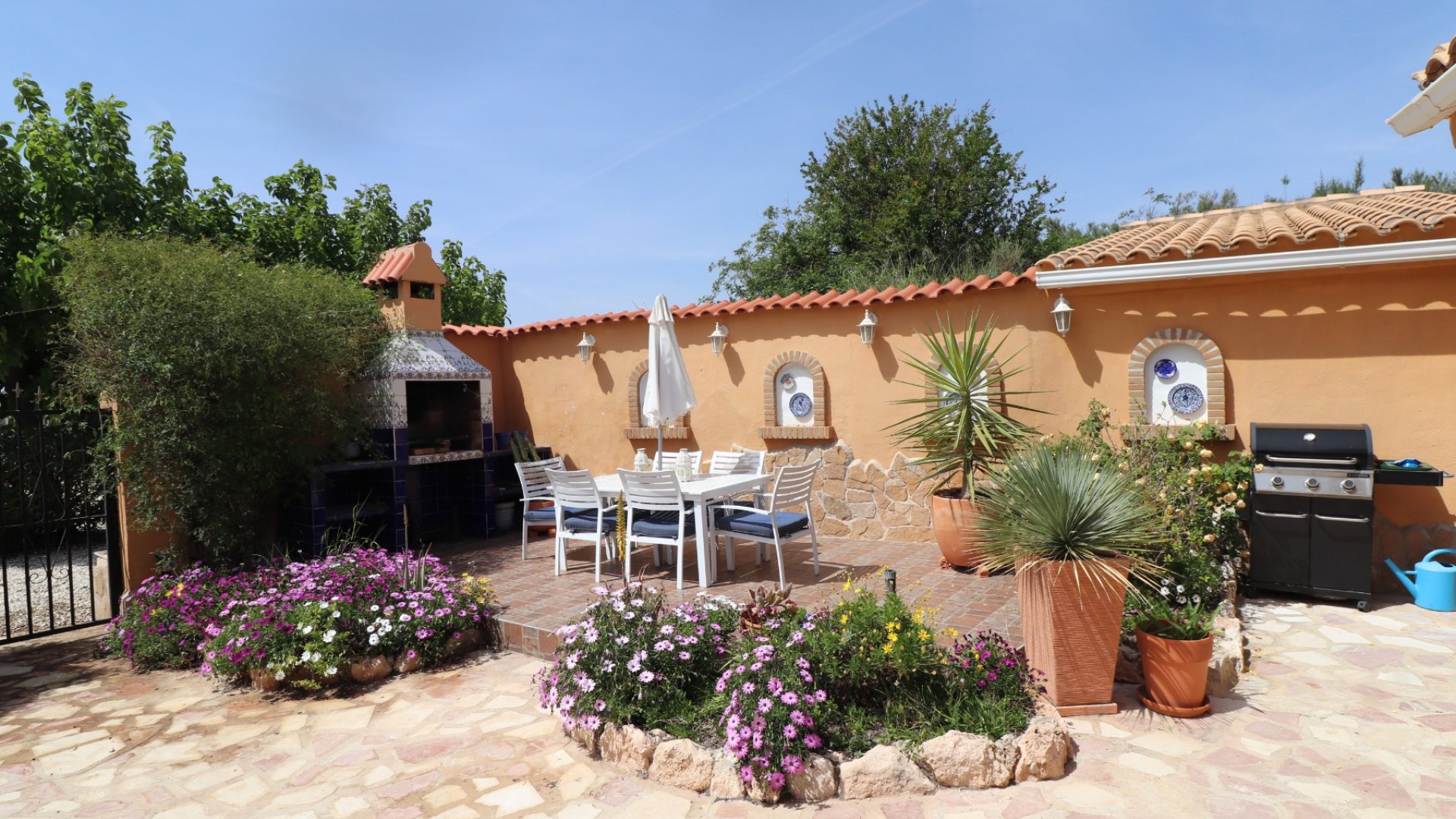 Revente - Villa -
Hondón de las Nieves - La Canalosa