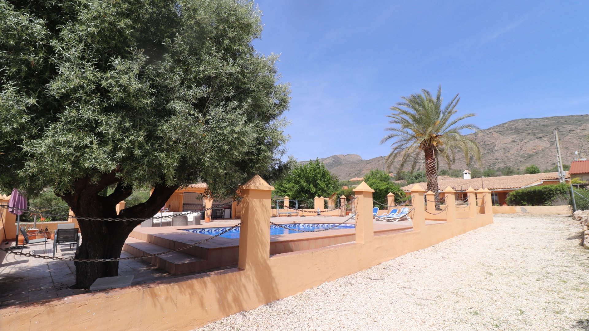Revente - Villa -
Hondón de las Nieves - La Canalosa