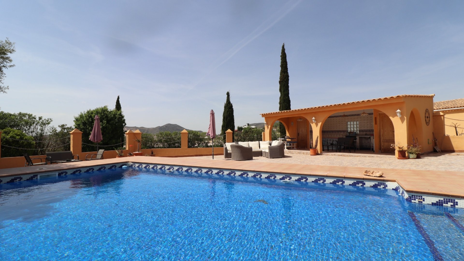 Revente - Villa -
Hondón de las Nieves - La Canalosa