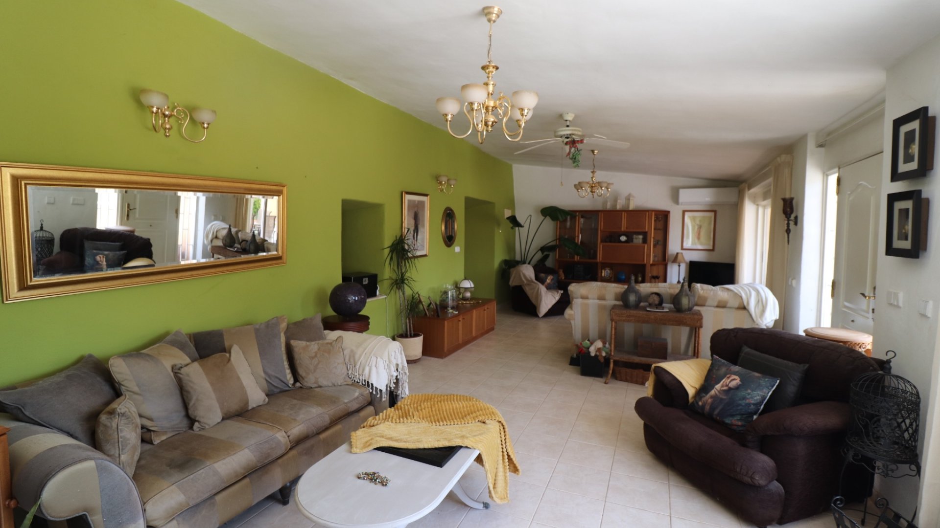 Revente - Villa -
Hondón de las Nieves - La Canalosa