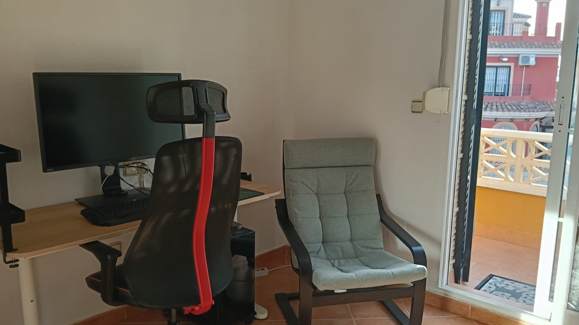 Revente - Villa -
Los Montesinos - La Herrada