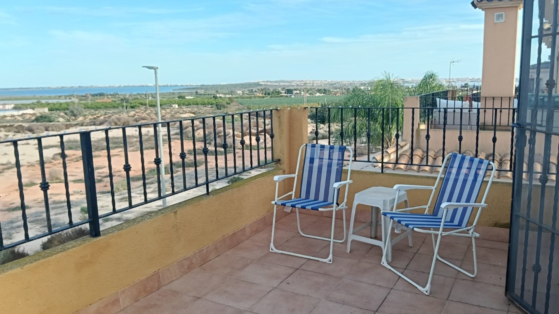 Revente - Villa -
Los Montesinos - La Herrada
