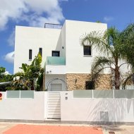 Revente - Villa -
Los Montesinos - La Herrada