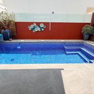 Revente - Villa -
Los Montesinos - La Herrada