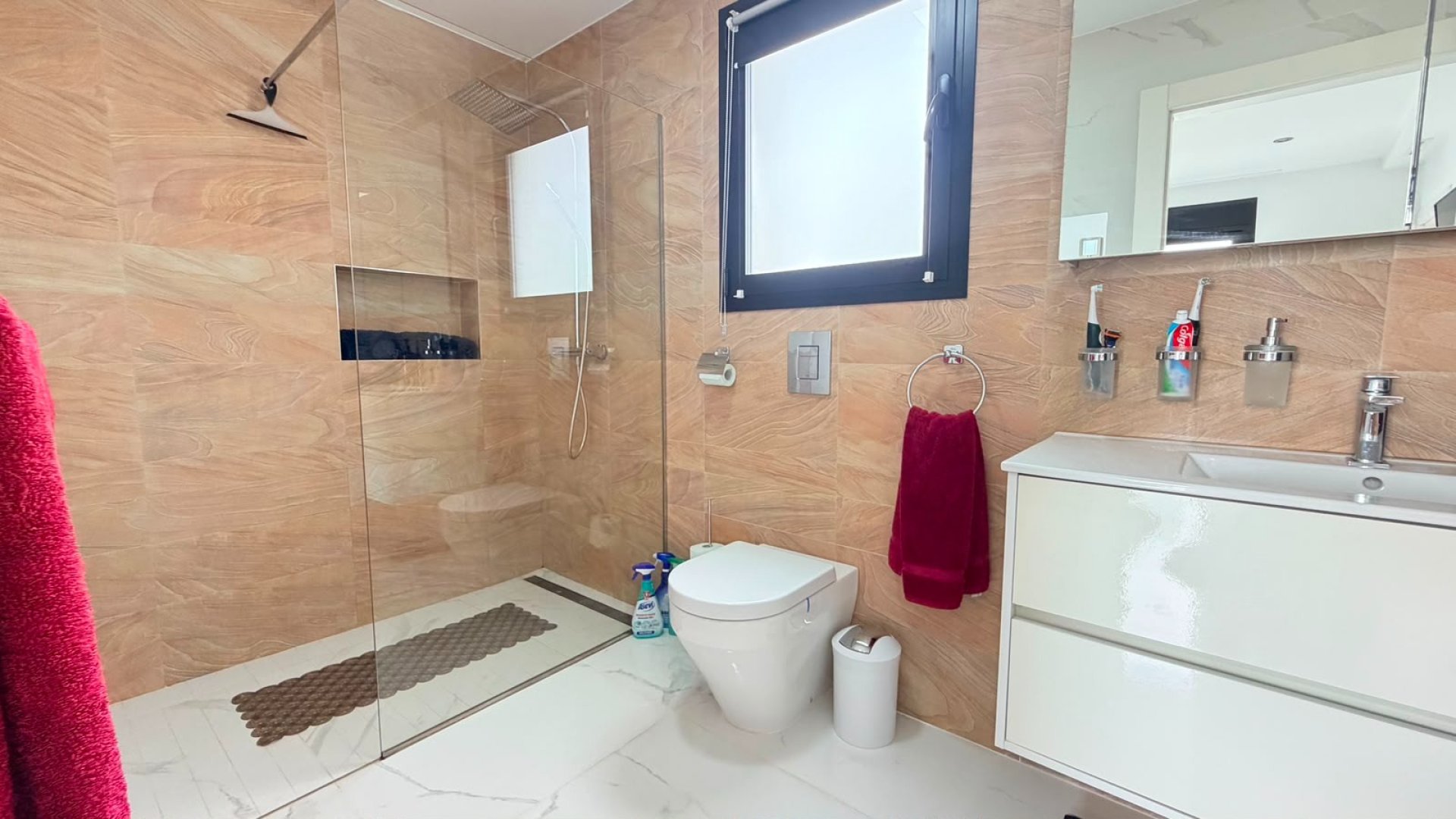Revente - Villa -
Los Montesinos - La Herrada