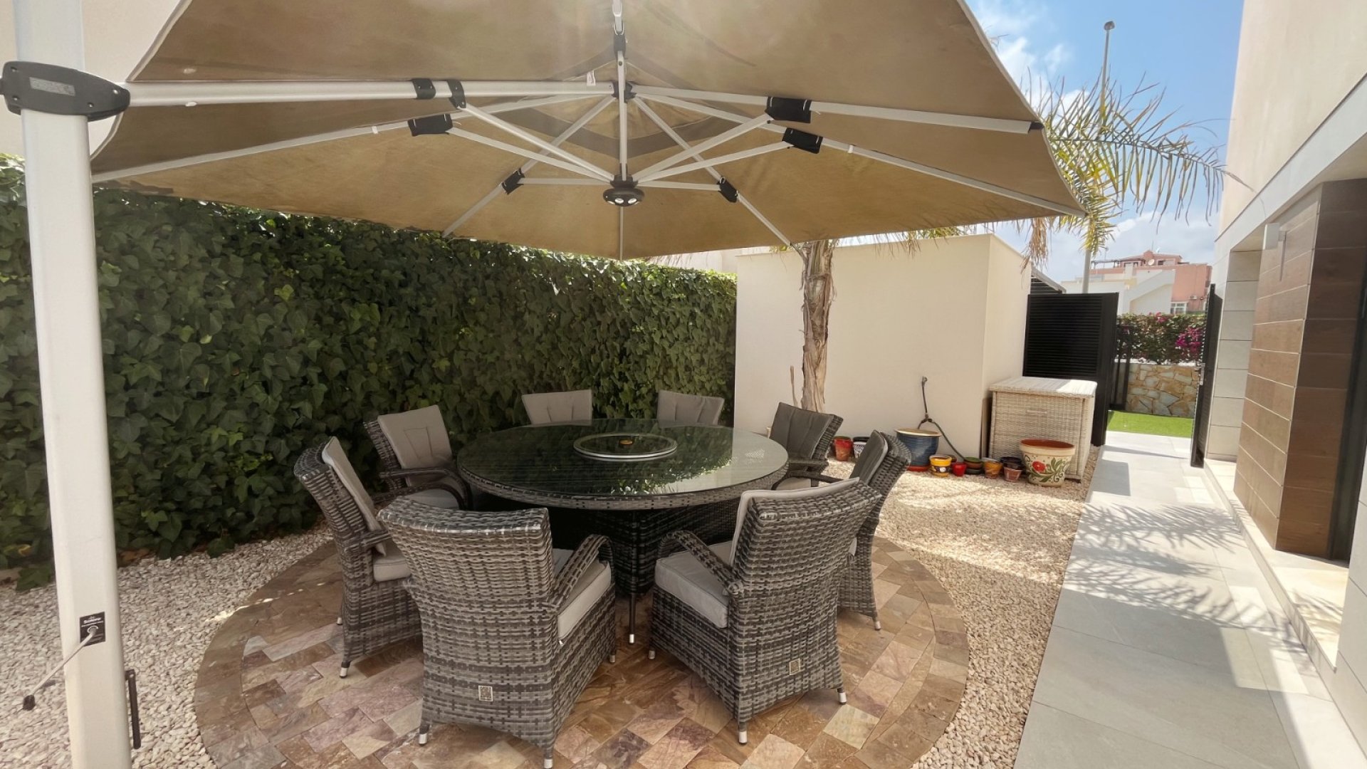 Revente - Villa -
Los Montesinos - La Herrada
