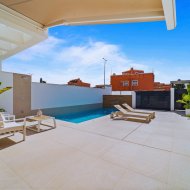 Revente - Villa -
Los Montesinos - La Herrada