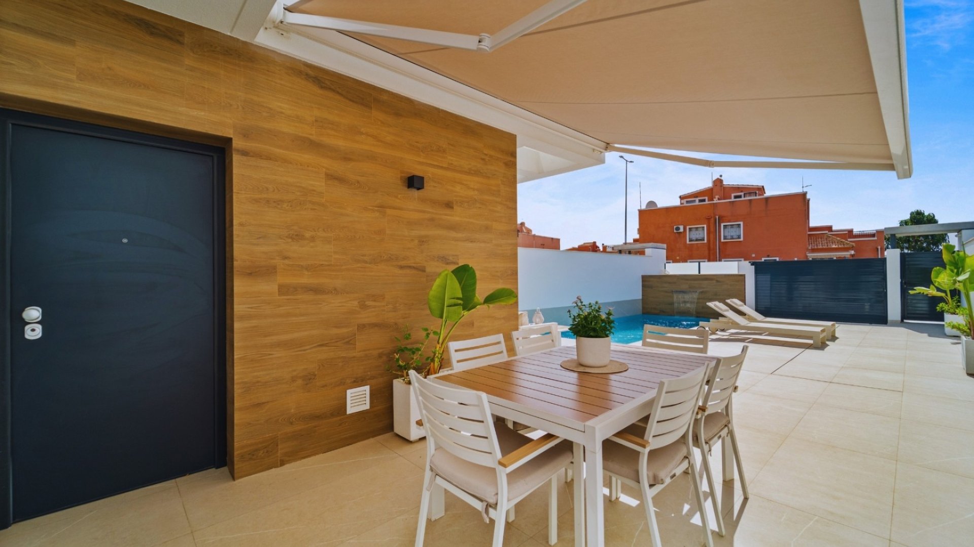 Revente - Villa -
Los Montesinos - La Herrada