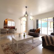 Revente - Villa -
Los Montesinos - La Herrada
