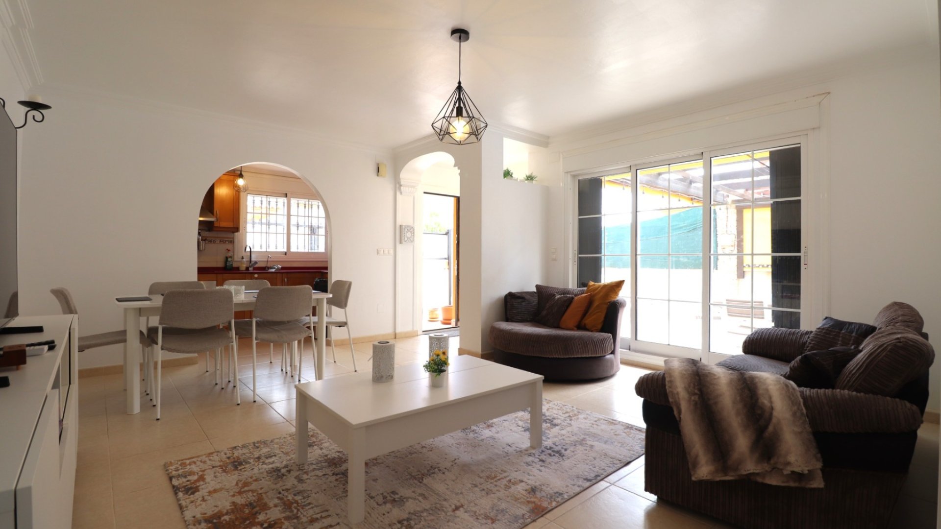 Revente - Villa -
Los Montesinos - La Herrada