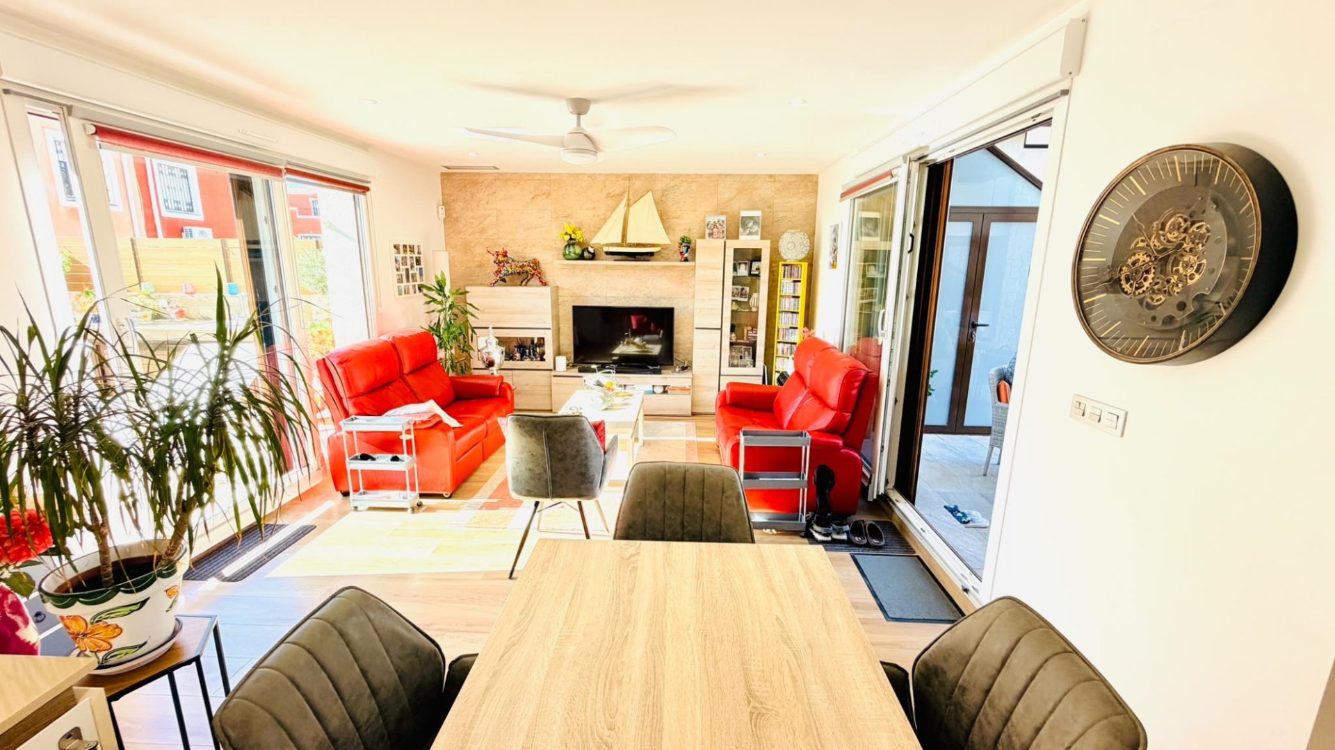 Revente - Villa -
Los Montesinos - La Herrada