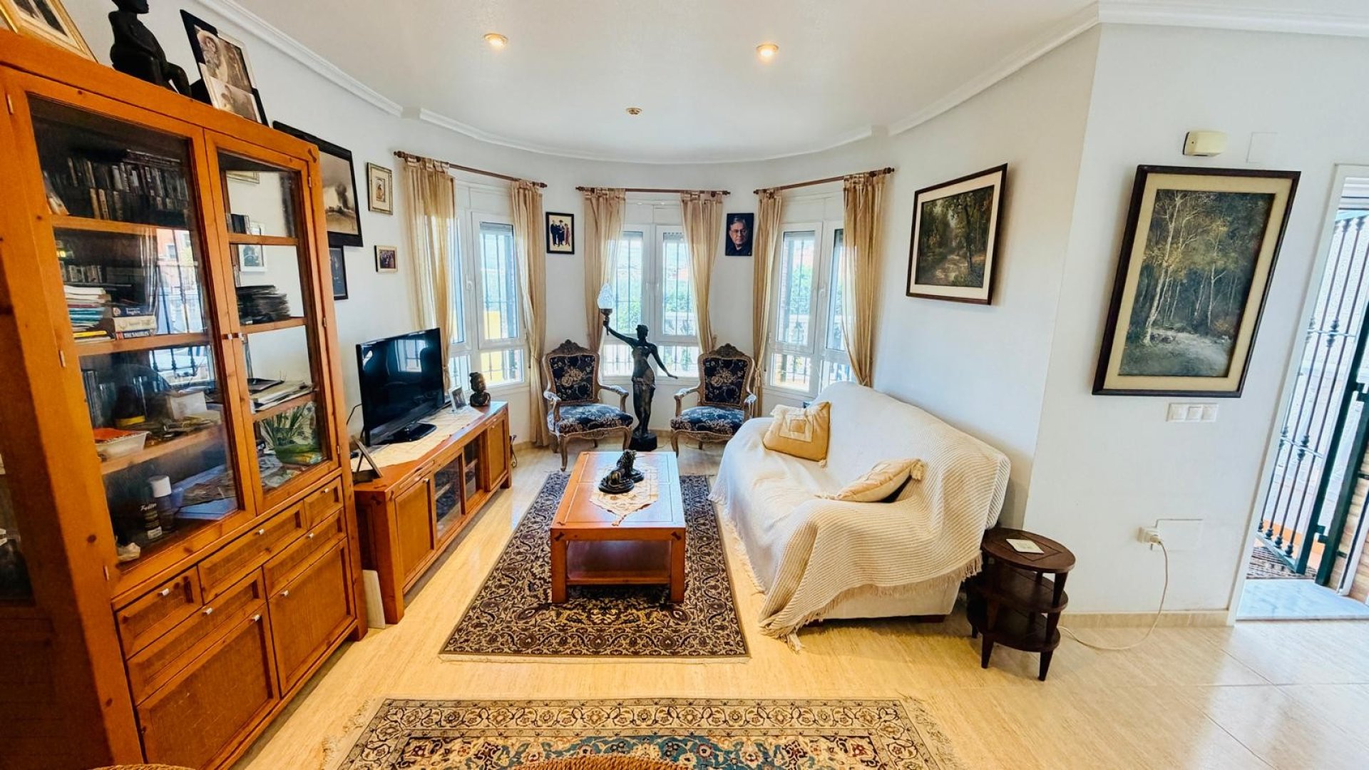 Revente - Villa -
Los Montesinos - La Herrada