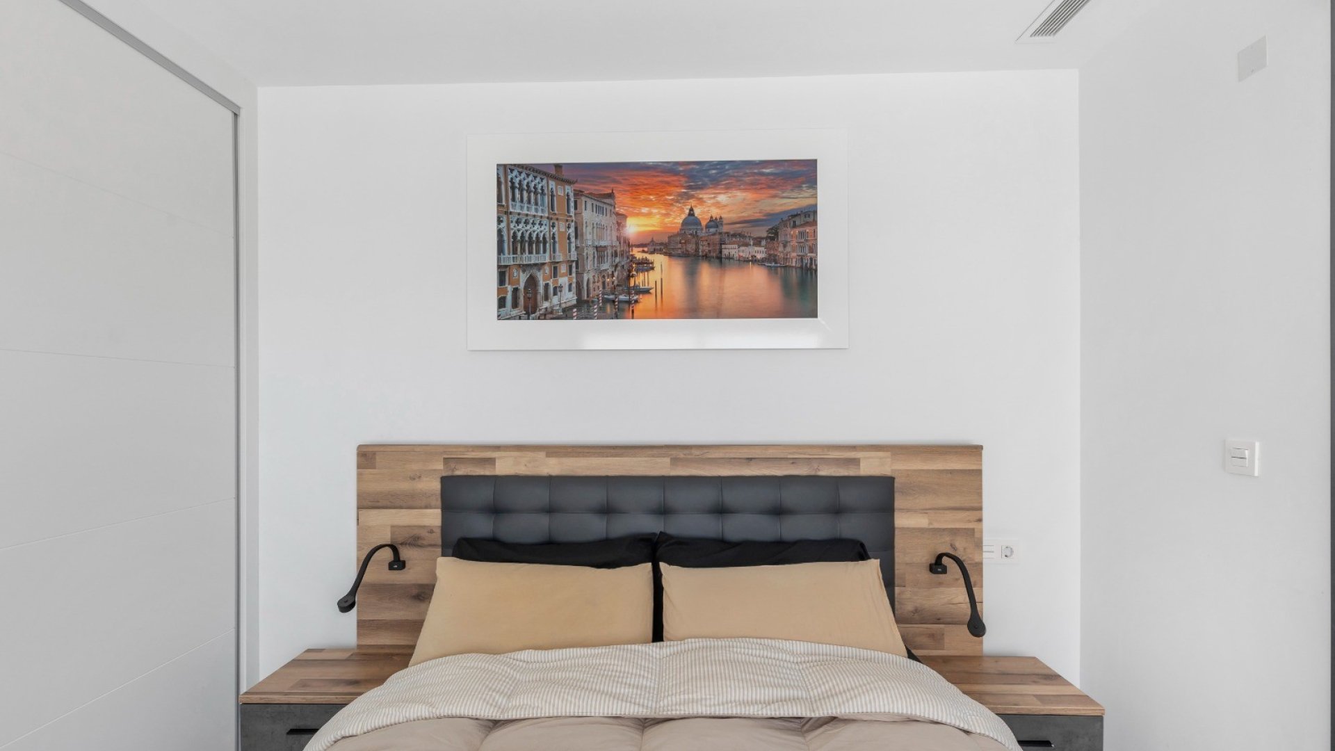 Revente - Villa -
Los Montesinos - La Herrada