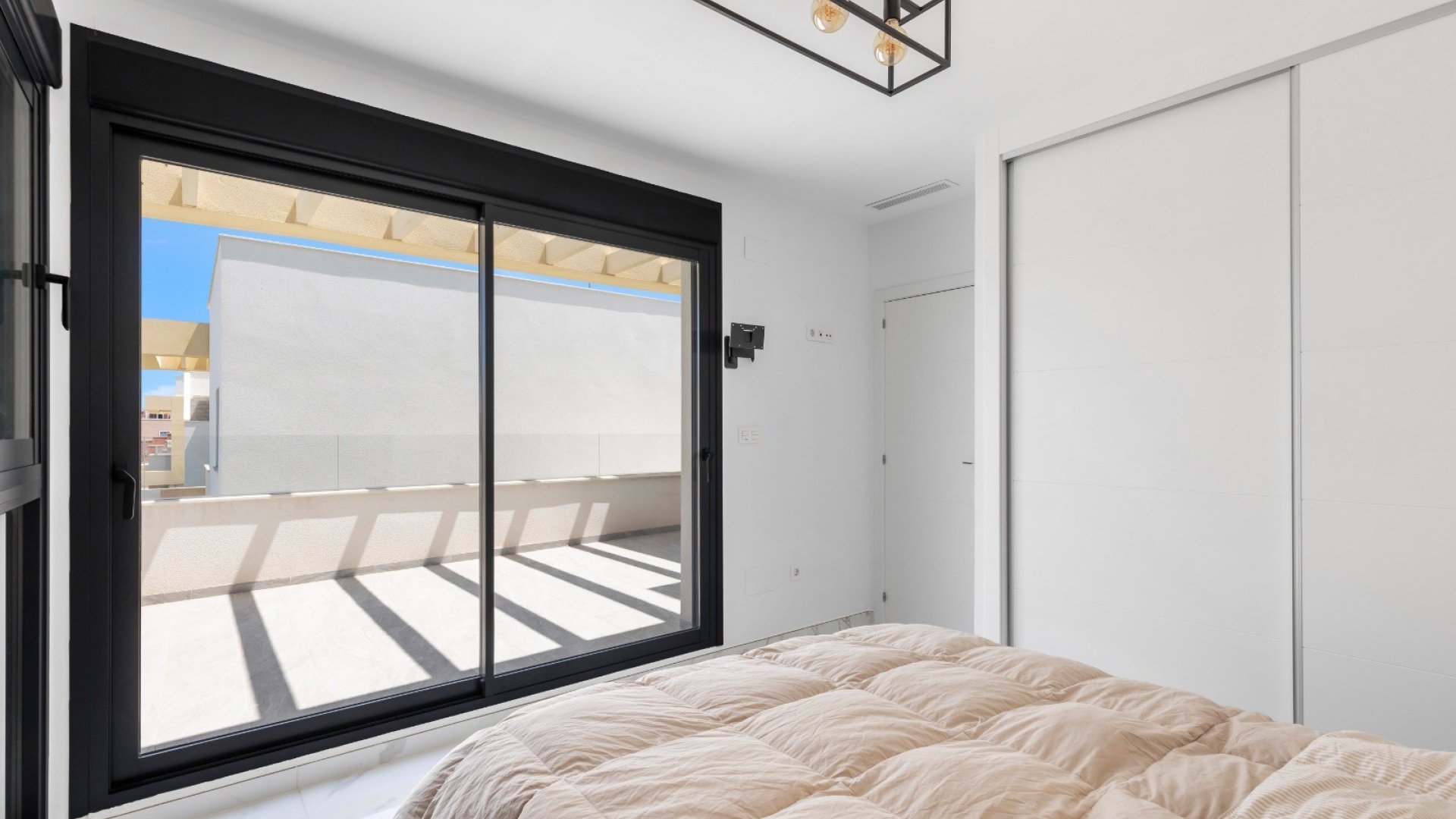 Revente - Villa -
Los Montesinos - La Herrada