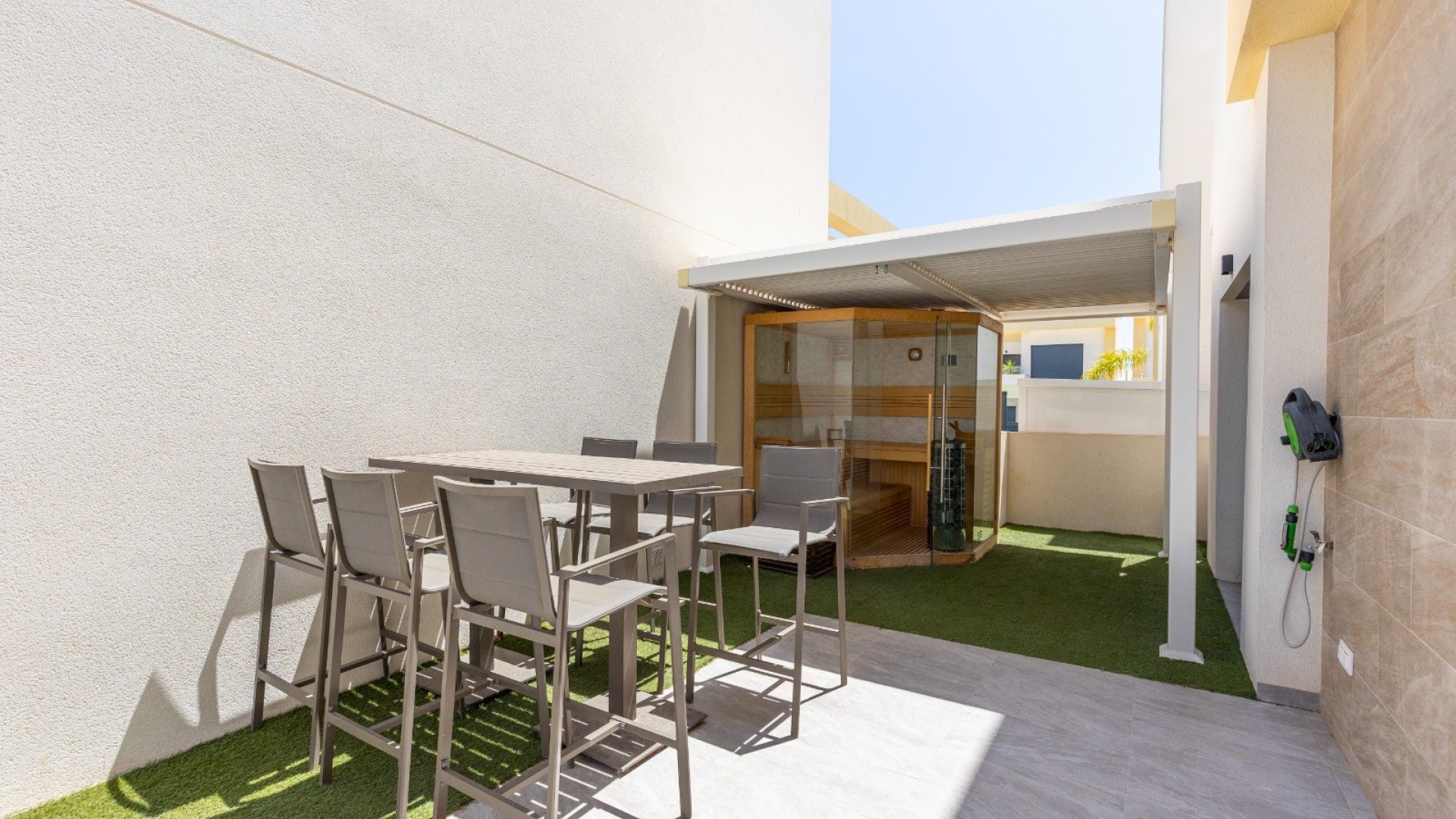 Revente - Villa -
Los Montesinos - La Herrada