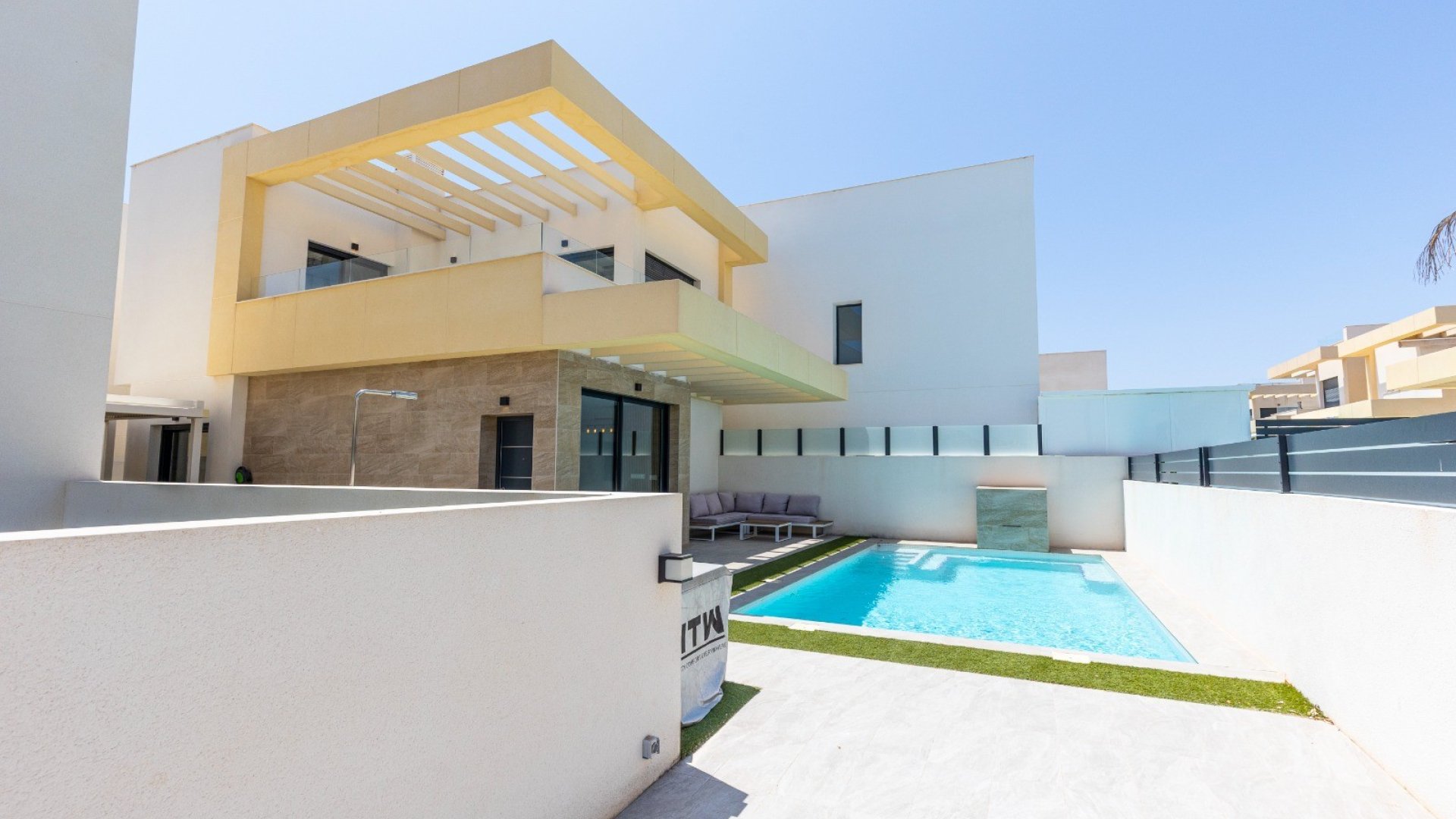 Revente - Villa -
Los Montesinos - La Herrada