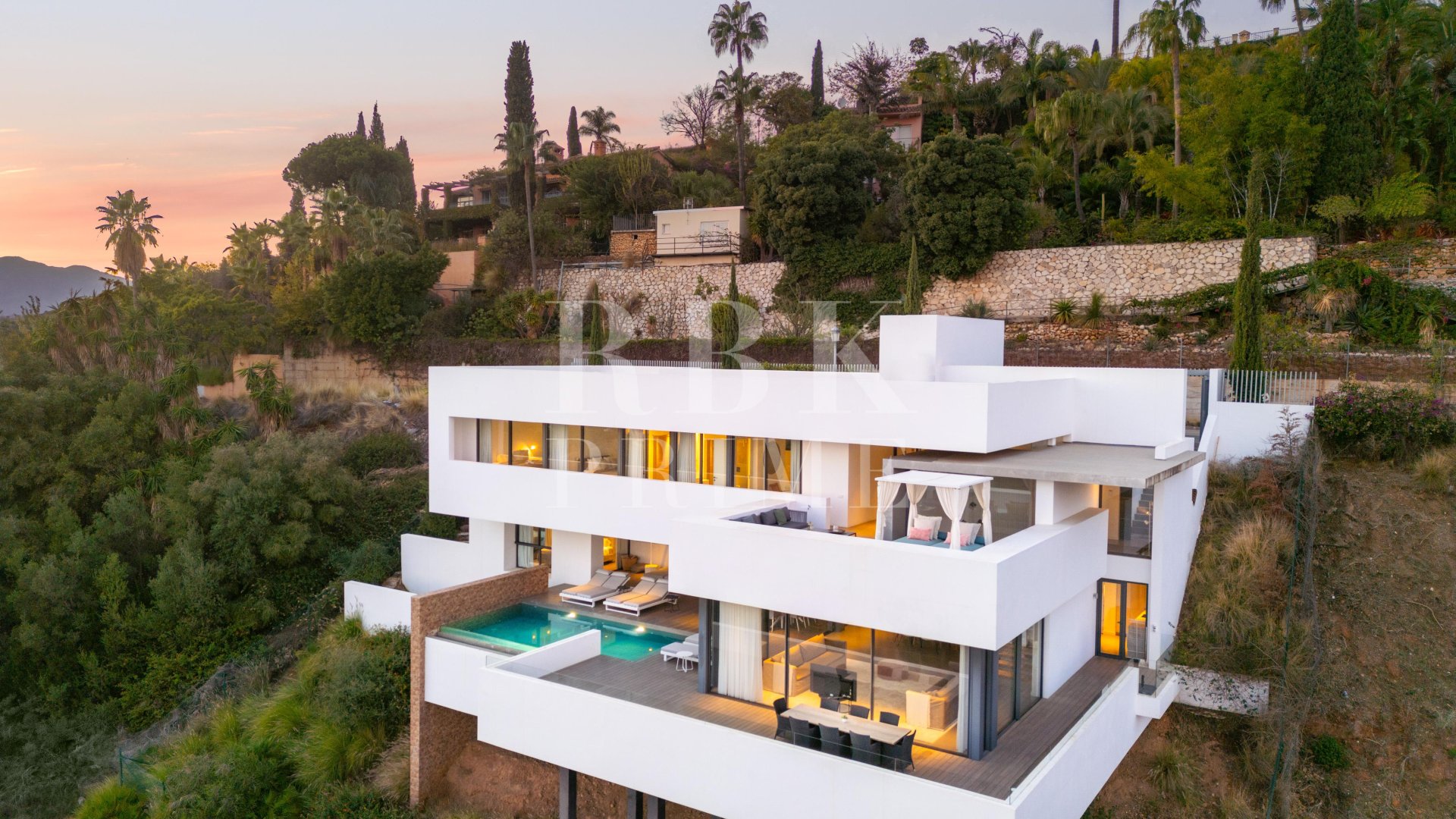 Revente - Villa -
Malaga - Benahavís